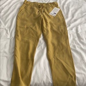 NWT On the Fly Pant *Woven
